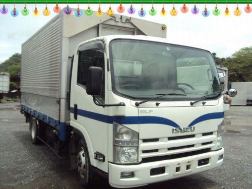 Isuzu Elf Wing Van in Philippines
