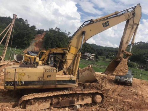caterpillar E200B in Philippines