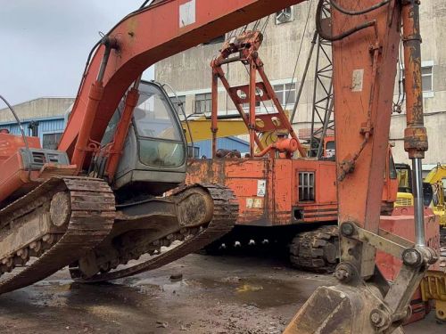HITACHI EX120-5 in Philippines
