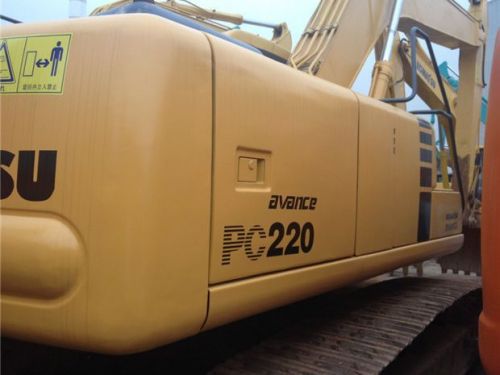 KOMATSU PC220-6 in Philippines