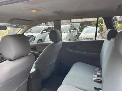Toyota Innova E in Philippines