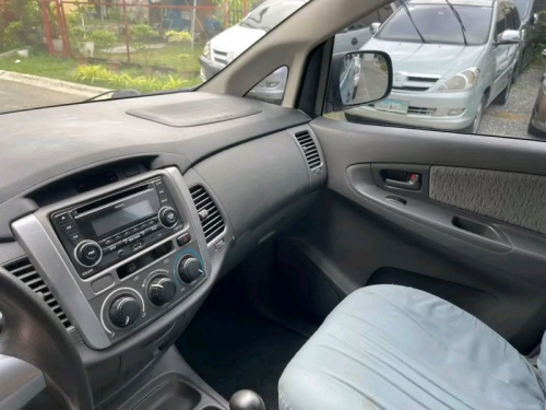 Toyota Innova E in Philippines