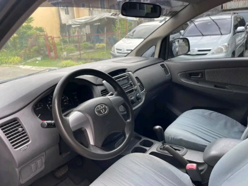 Toyota Innova E in Philippines