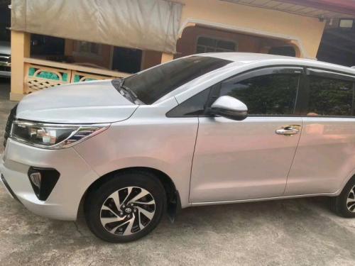 Toyota Innova E in Philippines