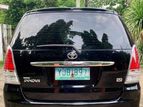 Toyota Innova V in Philippines