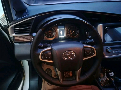 Toyota Innova V in Philippines