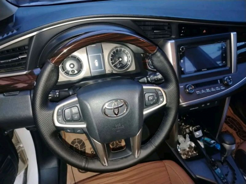 Toyota Innova V in Philippines