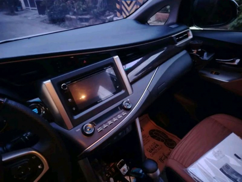 Toyota Innova V in Philippines