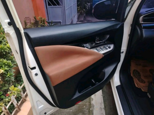 Toyota Innova V in Philippines