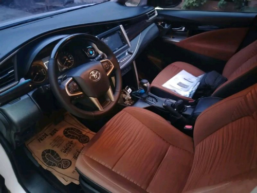 Toyota Innova V in Philippines