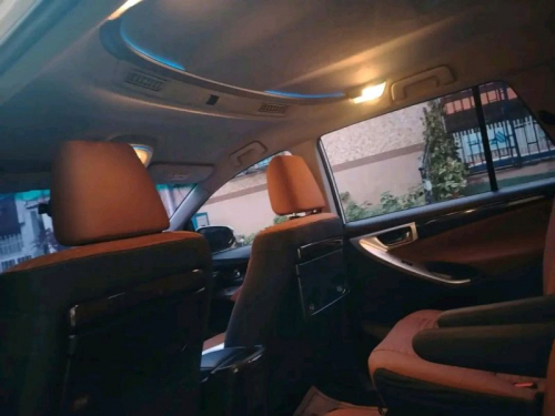 Toyota Innova V in Philippines