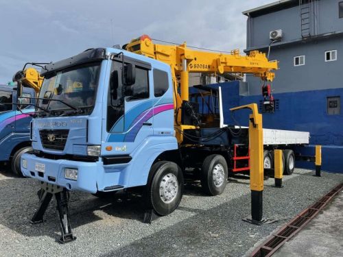 Daewoo 17 Tons Boom Truck/ Cargo Crane Truck in Philippines