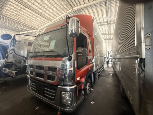 New Isuzu ISUZU GIGA 12W WINGVAN 6UZ1 BUMPER LIGHT for sale in Pampanga