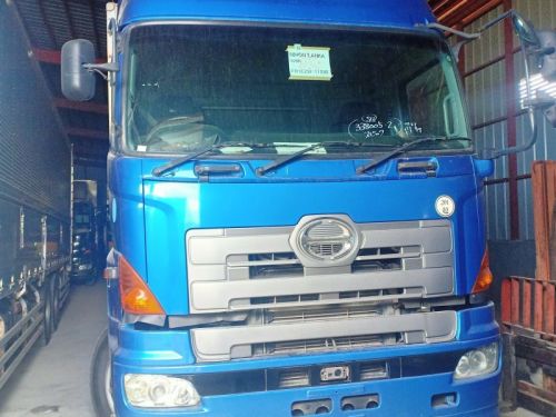 Hino HINO 700 WING VAN in Philippines