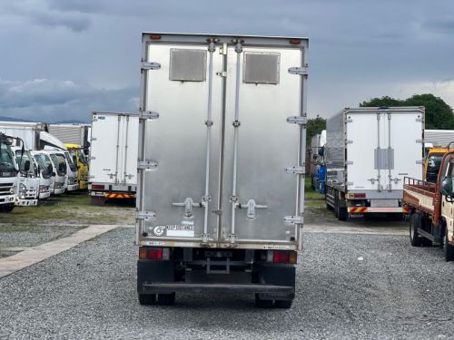 Isuzu nkr81l- 7003960 in Philippines