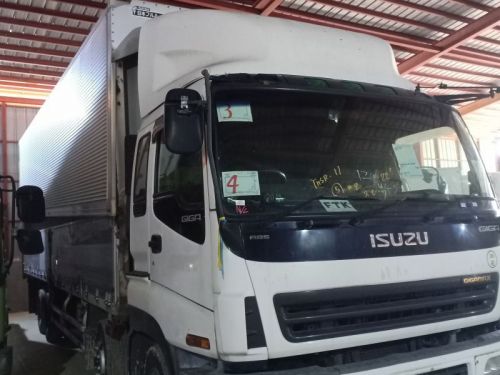 Isuzu GIGA 10W WING VAN 6WF1 in Philippines
