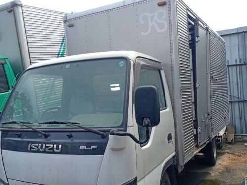 Isuzu ELF NKR CLOSED VAN 4HL1 in Philippines