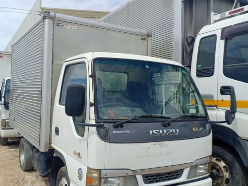 Isuzu ELF NKR CLOSED VAN 4HL1 in Philippines