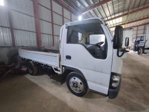 Isuzu ELF NKR DROPSIDE 4HL1 in Philippines