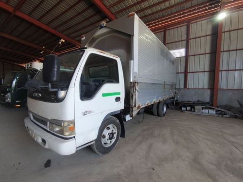 Isuzu ELF NPR WING VAN 4HK1 in Philippines