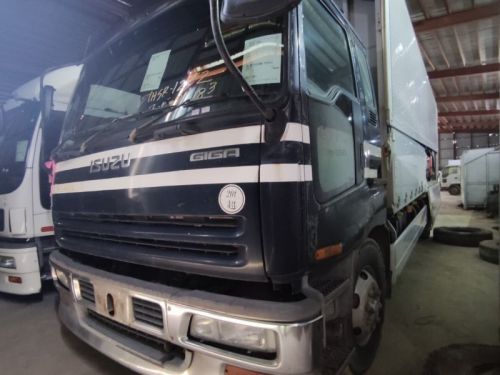 Isuzu GIGA CYZ WINGVAN 10PE1 in Philippines