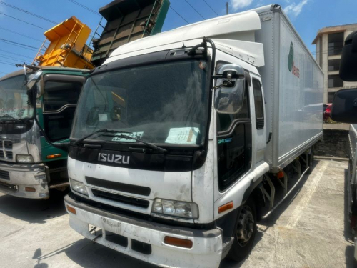 Pre-owned Isuzu ISUZU FORWARD 24FT CLOSE VAN 6HK1 for sale in 