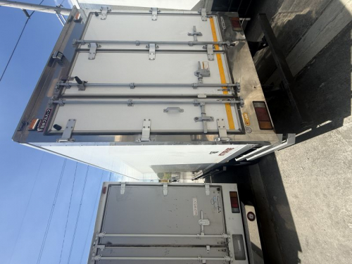 Isuzu ISUZU N-SERIES FREEZER VAN 15ft 4JJ1 in Philippines