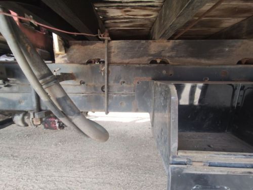Isuzu FORWARD FRR DROPSIDE W/BOOM in Philippines