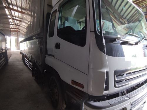 Isuzu GIGA CYJ WING VAN 6WF1 in Philippines