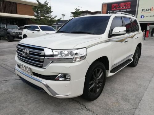 Toyota Land Cruiser 200 Dubai in Philippines