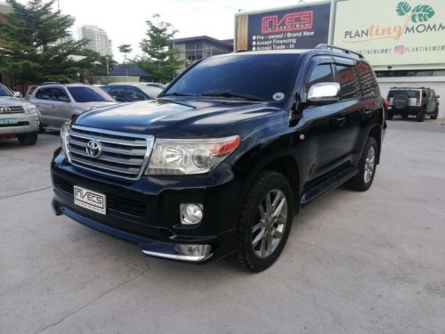 Toyota Land Cruiser 200 in Philippines