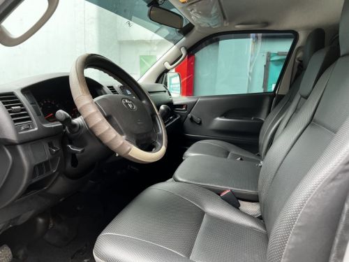 Toyota Hiace Commuter in Philippines