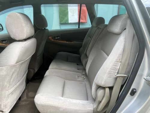 Toyota Innova G in Philippines