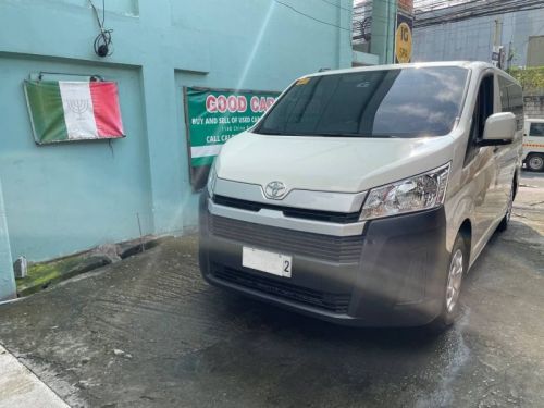 Toyota Commuter Deluxe in Philippines