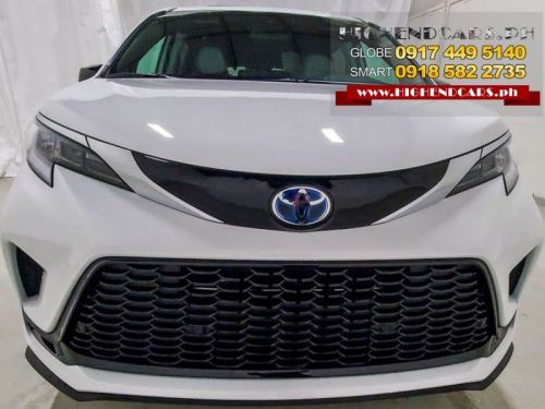 Toyota SIENNA XSE HYBRID in Philippines