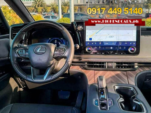 Lexus LM350H Hybrid in Philippines