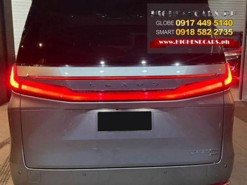 Lexus LM350H AWD Hybrid in Philippines