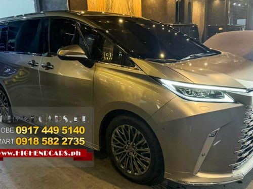 Lexus LM350H AWD Hybrid in Philippines