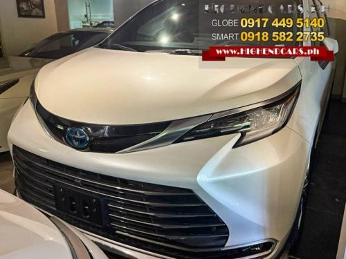 Toyota SIENNA PLATINUM in Philippines
