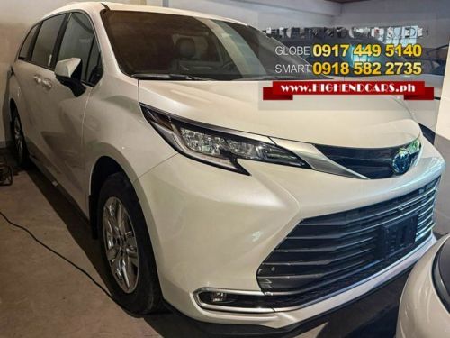 Toyota SIENNA PLATINUM in Philippines