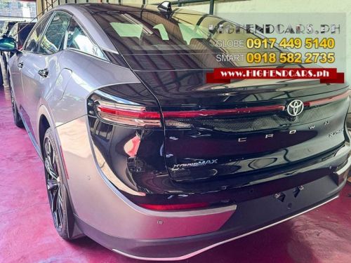 Toyota CROWN PLATINUM HYBRID in Philippines