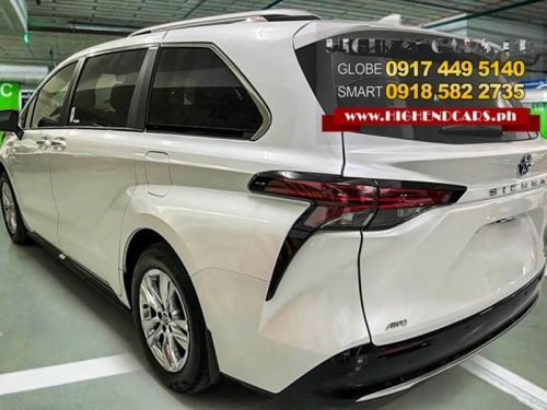 Toyota Sienna Limited Hybrid in Philippines
