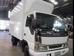 Isuzu NPR Refrigerated Van Truck 4x2 6 wheeler in Philippines