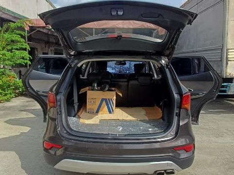 Hyundai STA FE 2.2L CRDi GLS 2WD in Philippines