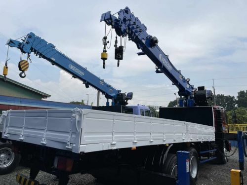 Hyundai BOOM TRUCK in Philippines