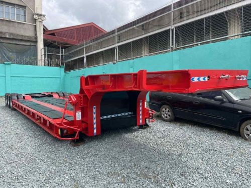 HYUNDAI LOW BED TRAILER in Philippines