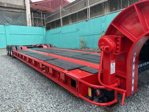 HYUNDAI LOW BED TRAILER in Philippines
