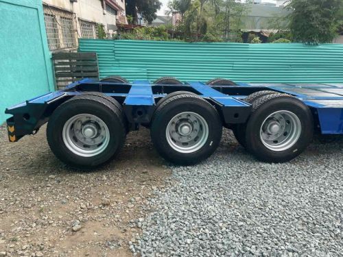 HYUNDAI LOW BED TRAILER in Philippines