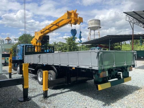 Hyundai BOOM TRUCK in Philippines