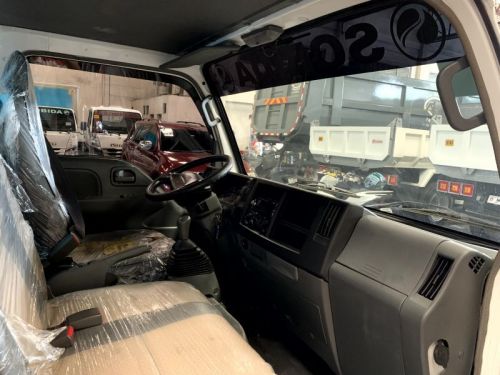 Isuzu elf sobida nkr reconditioned surplus aluminum closed van (acv) rivetless n-series canter 300 series tornado in Philippines